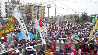 Demirtaş: 7 Haziran'da değil balkona, pencereye bile çıkamayacaklar