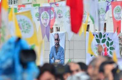 HDP'li Yüksekdağ'dan cumhurbaşkanı ve başbakan mitingleri için 'çift dikiş' benzetmesi