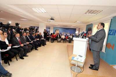 Eroğlu: İzmir'i ideolojik hale getirmeyin