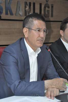 Bakan Canikli: CHP ve MHP, HDP'nin barajı geçmesi için destek veriyor