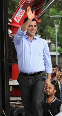 Demirtaş: 7 Haziran günü sarayında korku içinde sandık sonuçlarını bekleyecek