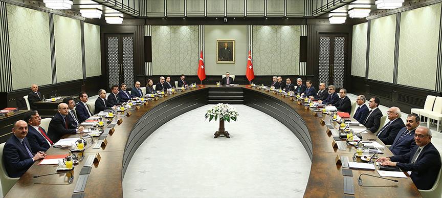 AB Bakanlığı dahil 7 bakanlık kapatılıyor