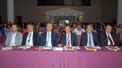 Barolar, hayvan hakları için Kuşadası'nda toplandı