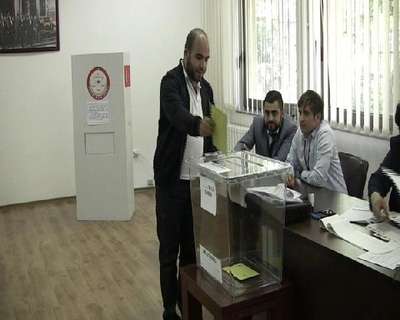 Makedonya'da Türk seçmenler sandık başında