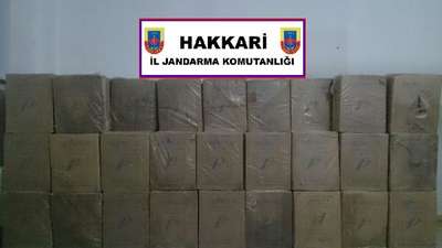 Şemdinli'de 38 bin paket kaçak sigara ele geçirildi
