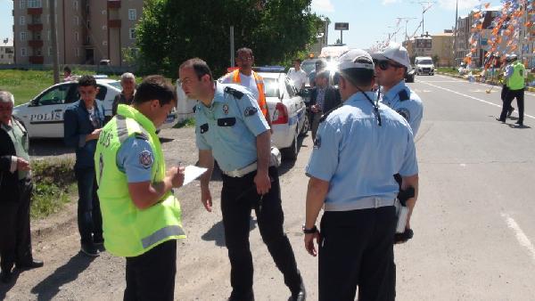 Öğrenci servisi ile minibüs çarpıştı: 6 yaralı
