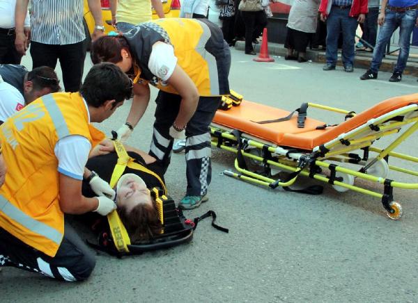 Zonguldak'ta otomobilin çarptığı kadın yaralandı