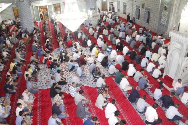 Şanlıurfa'da Berat Kandili kutlandı