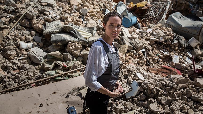 Angelina Jolie: "Herkes aynı merhameti hak ediyor"