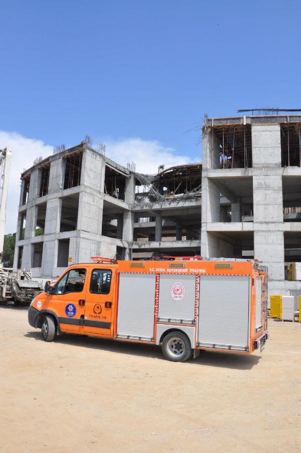 Kaymakamlık inşaatında iskele çöktü: 3 işçi yaralandı