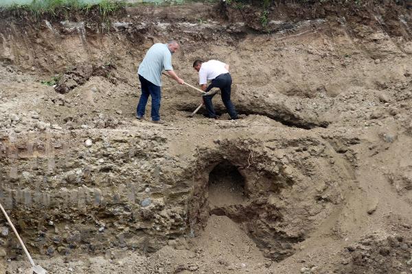 Samsun'da temel kazısından Helenistik dönemi mezar çıktı