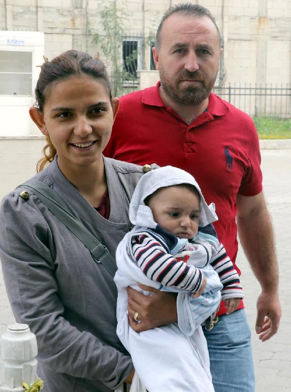 4 aylık bebeğiyle cezaevine girdi