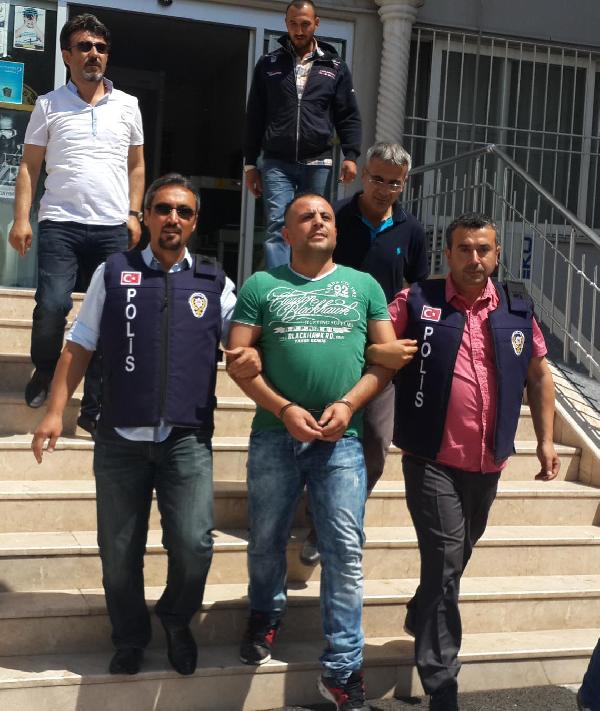 Uyuşturucu kavgasını ayırırken yaralanmış