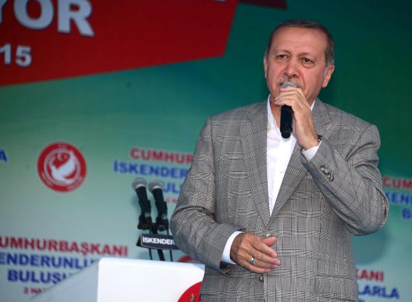 Erdoğan: Siyasi Kürtçülük ve Türkçülük yapanlara 7 Haziran'da dersi verin (4)