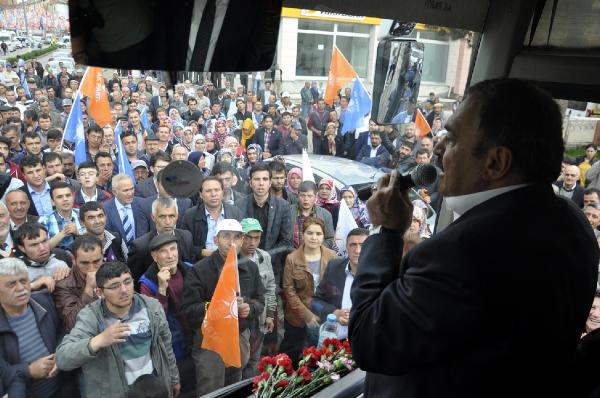 Bakan Eroğlu: 8 Haziran için hava kararlı istikrardan yana (2)