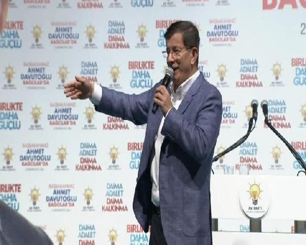 Başbakan Davutoğlu Bağcılar'da konuştu