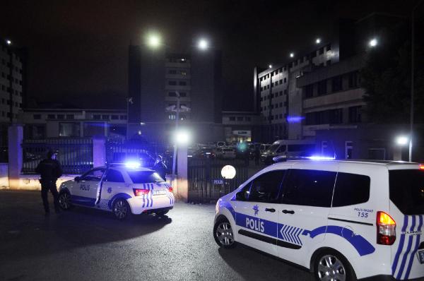 İstanbul Emniyet Müdürlüğü'nde hareketli dakikalar