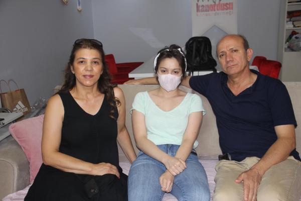 Lösemi hastası Ece ilacını bekliyor