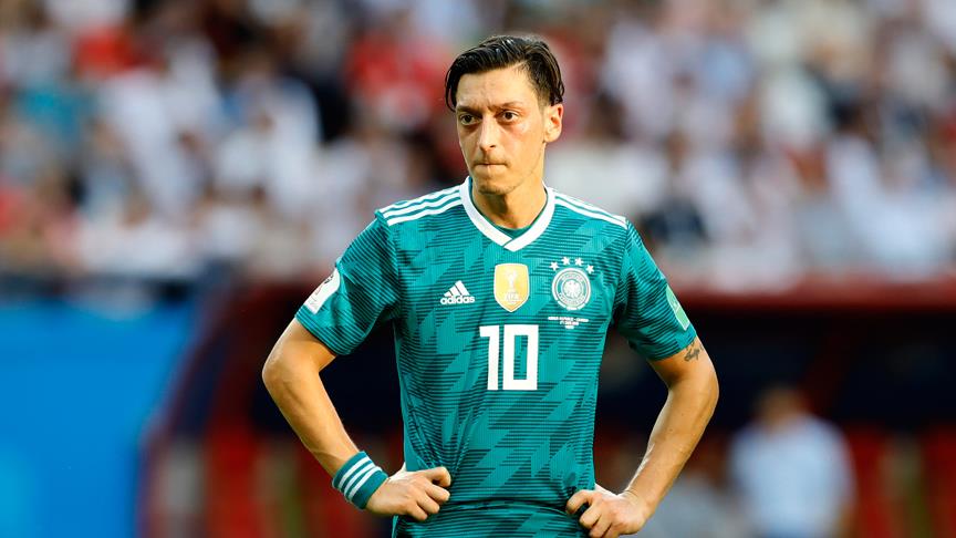 Fatura Özil'e kesilmeye çalışılıyor