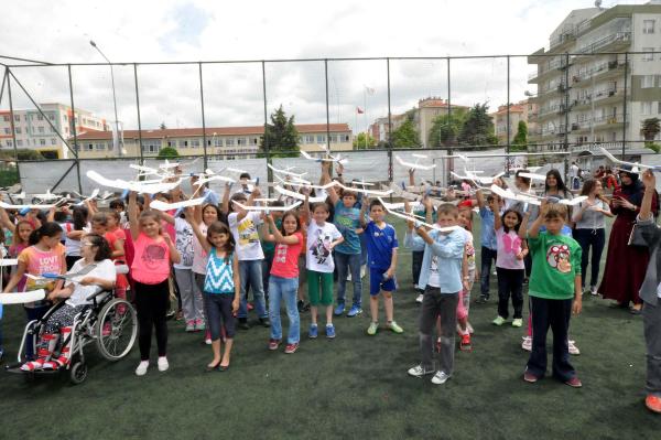 Çanakkale'de 100'üncü yıla özel, maket uçak yarışması