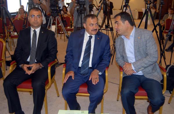 Orman ve Su İşleri Bakanı Veysel Eroğlu, 2019 yılına kadar ki projelerini anlattı