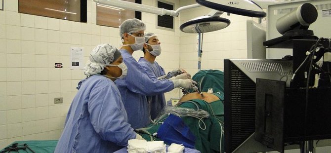 Vücudundan 23 kilogramlık tümör çıktı
