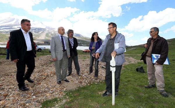 Erciyes dağında termal su arama çalışmaları sürüyor