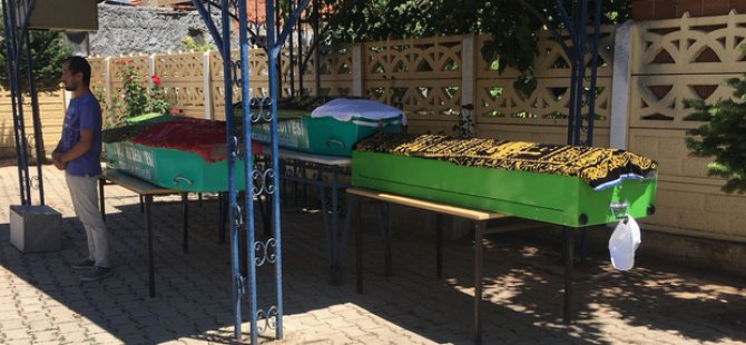 Sıla yolunda ölenler toprağa verildi