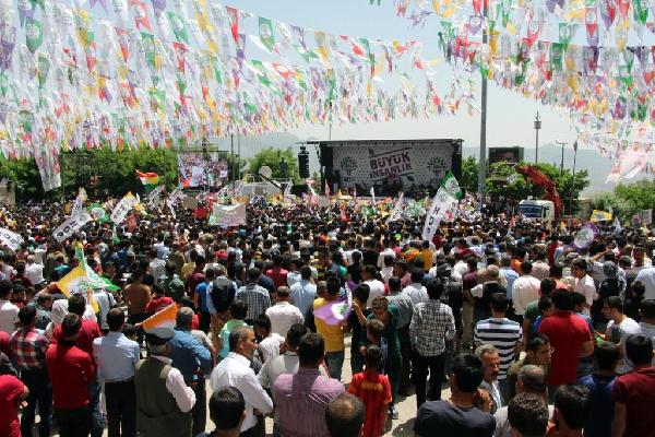 Yüksekdağ: Elinde kan olanları başkan yaptırmayacağız