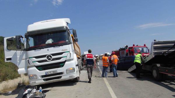 Şile yolunda kaza: 2 ağır yaralı