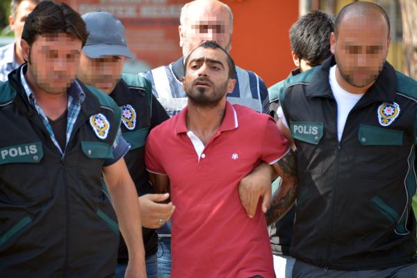 Zehir taciri tavuk kümesinde yakalandı
