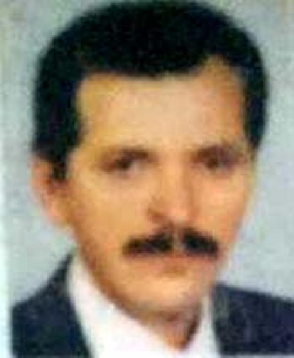 Üzerine cam tabaka düştü, öldü