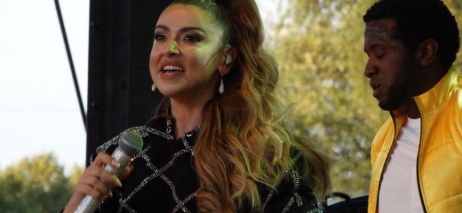 Hadise, Almanya'yı salladı