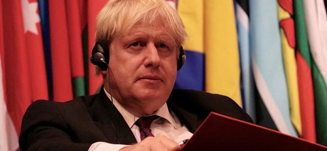 İngiltere Dışişleri Bakanı Johnson istifa etti