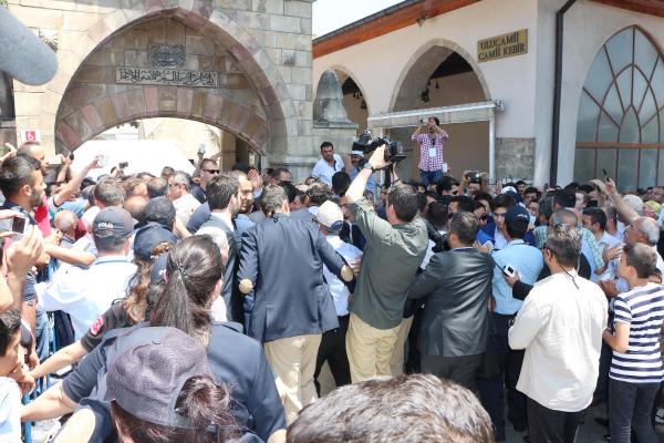 Kahramanmaraş'ta Davutoğlu izdihamı