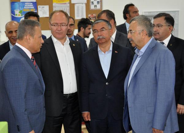 Bakan Yılmaz: Ak Parti zayıflarsa HDP birinci parti olur