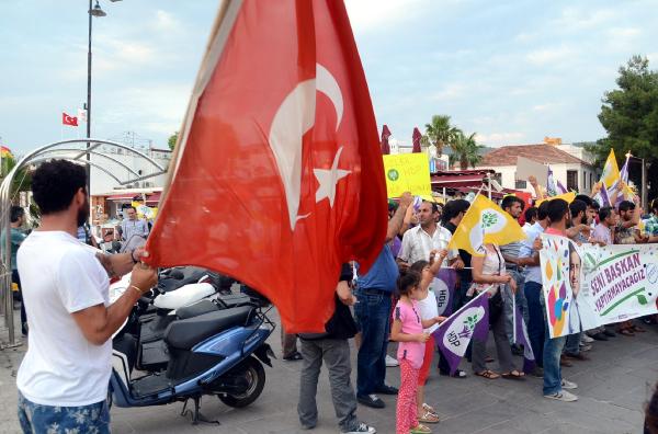 HDP'ye, sanatçı ve yazarlardan baraj desteği