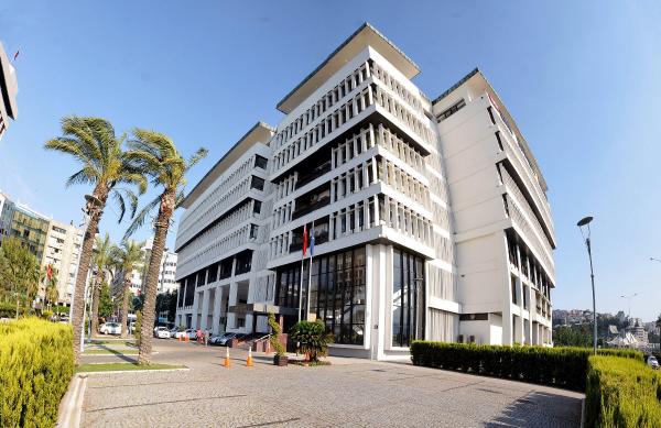 İzmir Büyükşehir'e 'Fitch' onayı