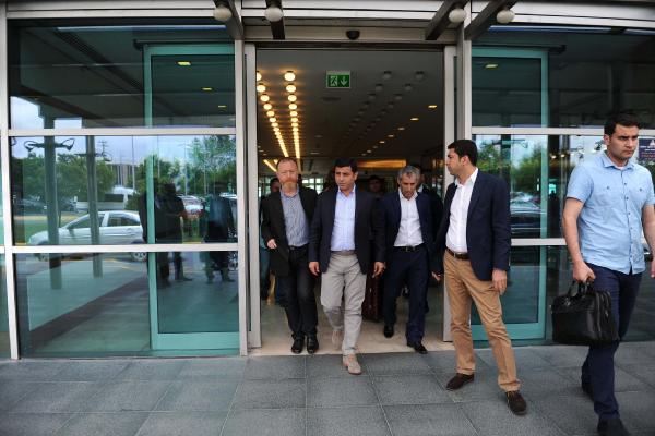 Demirtaş " Benden değil, Türkiye halkından özür dilesinler"