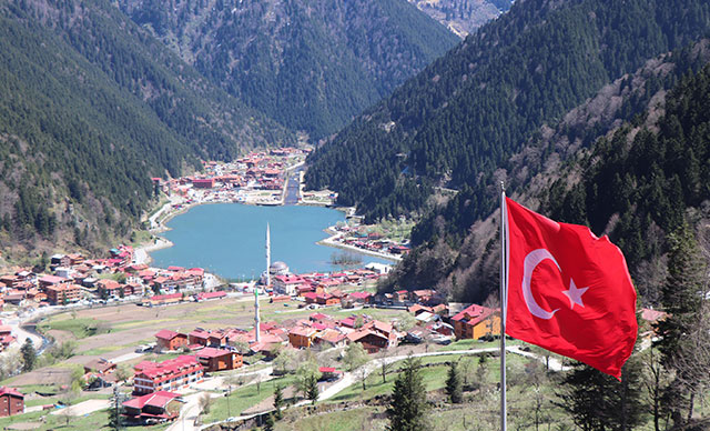 Uzungöl'de işletmeciler sıraya girdi