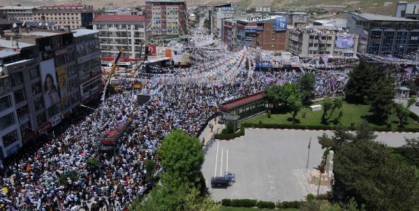 Yüksekdağ: Gün doğuyor, güneş doğuyor ve onların ampulleri patlıyor