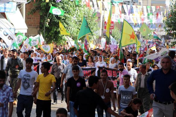 Batman ve Bingöl'de Diyarbakır'daki saldırıya kınama (2)