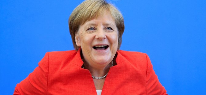 Merkel’in, 3. korona testi de negatif çıktı