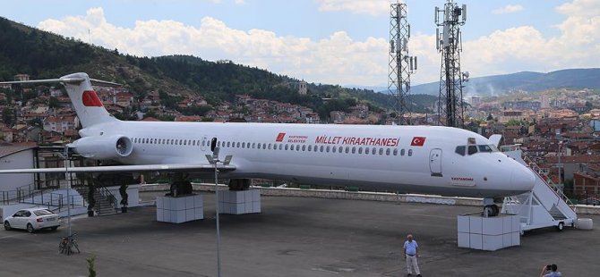 Millet kıraathaneleri uçuşa geçti