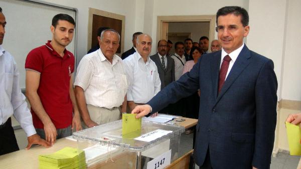 Hatay'da 'Seçim Kriz Merkezi' kuruldu