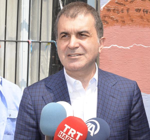 Bakan Çelik, oyunu kullandı