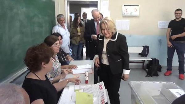 İlker Başbuğ oyunu kullandı