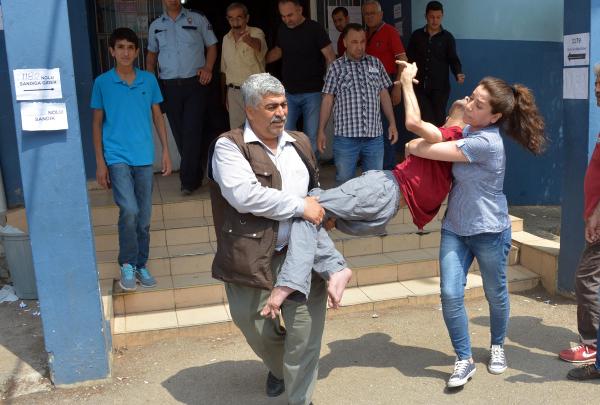 Engelli seçmenin oy çilesi (2)