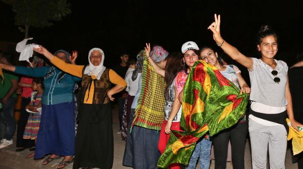 Antalya'da HDP'nin seçim kutlaması