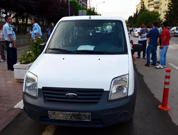 Plakası silik araçtan boş çuval çıktı